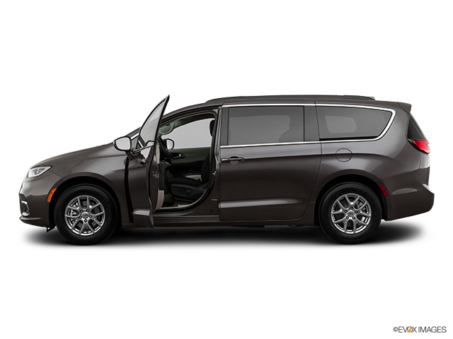 2023 Chrysler Pacifica | Driver's side profile with drivers side door open