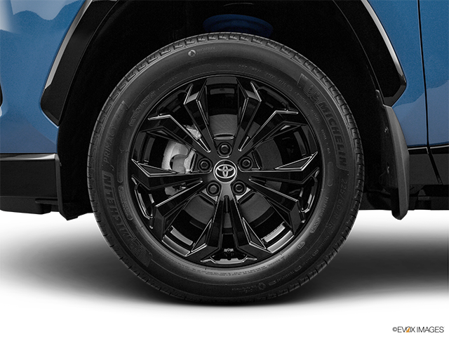 2022 Toyota RAV4 Hybrid | Front Drivers side wheel at profile