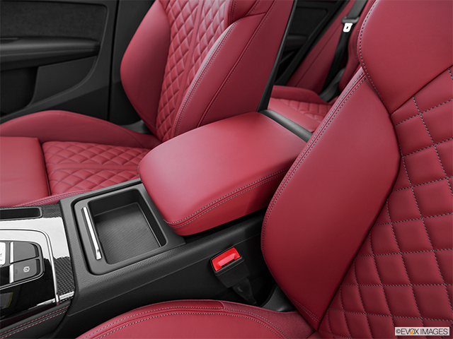 2022 Audi SQ5 Sportback | Front center console with closed lid, from driver’s side looking down