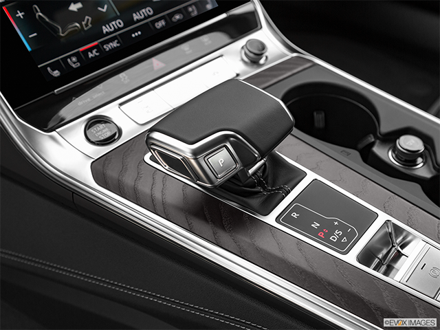 2022 Audi A6 Allroad | Gear shifter/center console