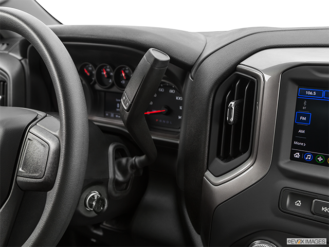 2022 GMC Sierra 3500HD | Gear shifter/center console