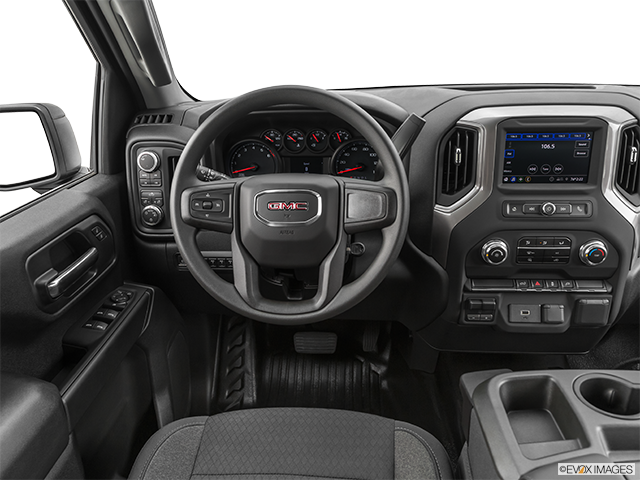 2022 GMC Sierra 3500HD | Steering wheel/Center Console
