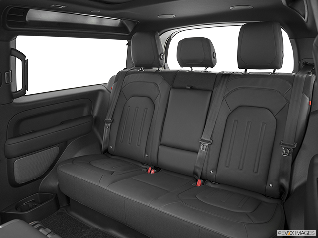 2022 Land Rover Defender | Rear seats from Drivers Side