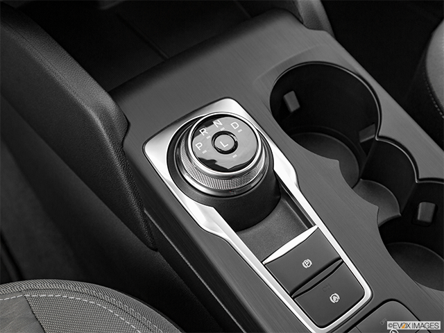 2023 Ford Escape | Gear shifter/center console