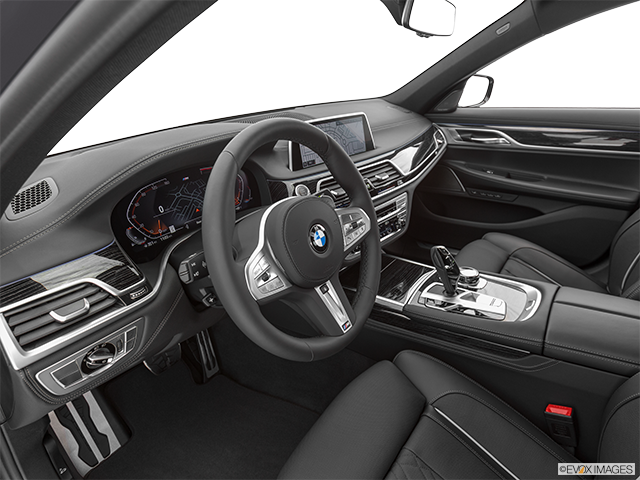 2022 BMW 7 Series | Interior Hero (driver’s side)