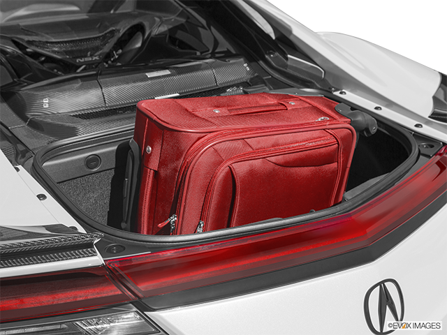 2022 Acura NSX | Trunk props