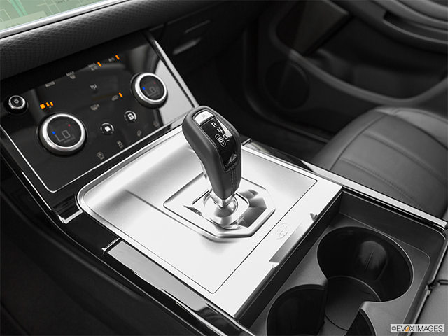 2024 Land Rover Range Rover Evoque | Gear shifter/center console