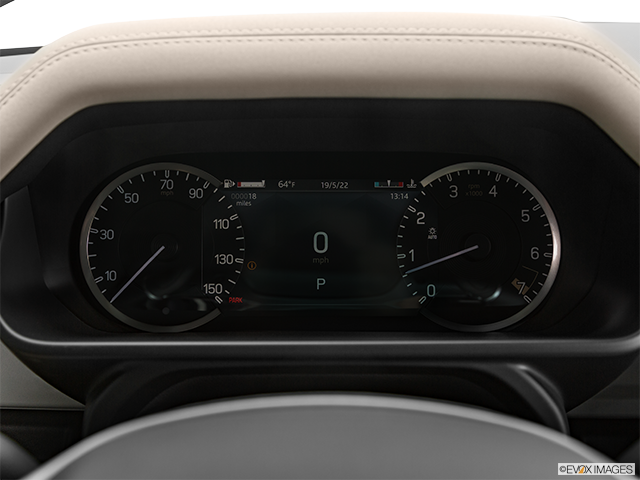 2024 Land Rover Defender | Speedometer/tachometer