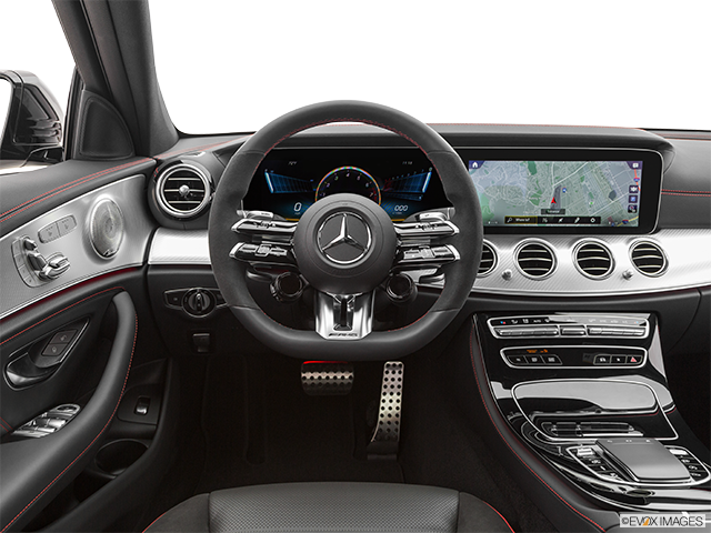 2022 Mercedes-Benz E-Class | Steering wheel/Center Console