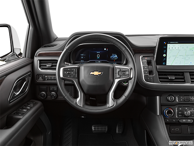 2022 Chevrolet Tahoe | Steering wheel/Center Console