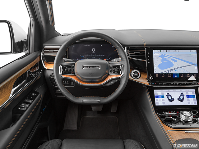 2023 Jeep Grand Wagoneer | Steering wheel/Center Console