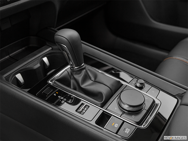 2023 Mazda CX-50 | Gear shifter/center console