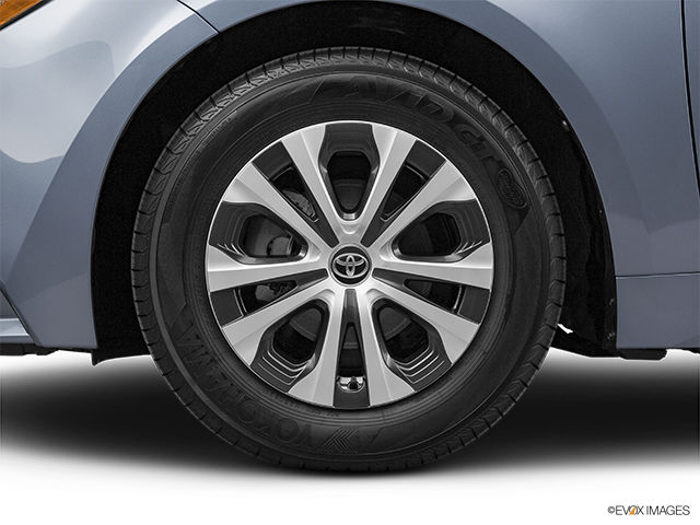 2022 Toyota Corolla Hybrid | Front Drivers side wheel at profile