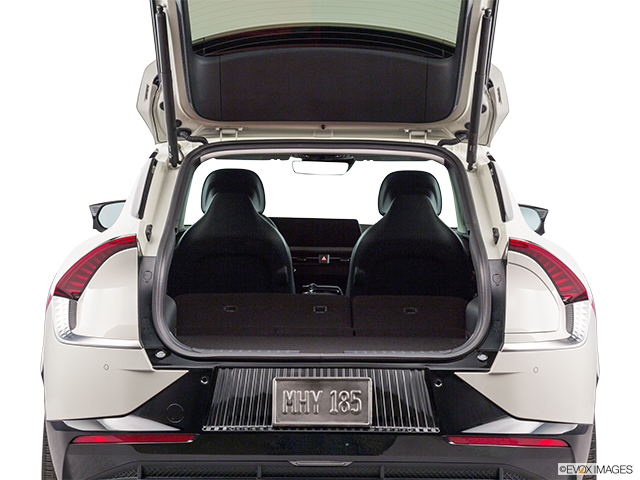 2022 Kia EV6 | Hatchback & SUV rear angle