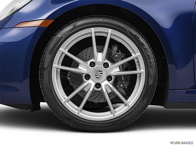 2022 Porsche 911 | Front Drivers side wheel at profile