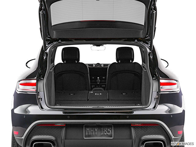 2022 Porsche Macan | Hatchback & SUV rear angle