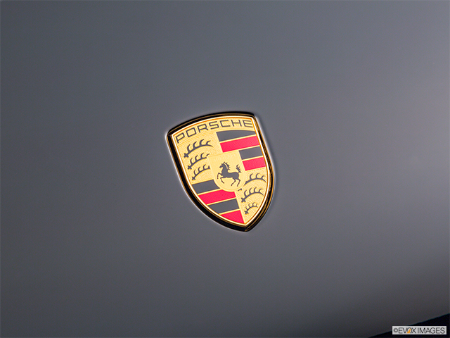 2022 Porsche Macan | Rear manufacturer badge/emblem