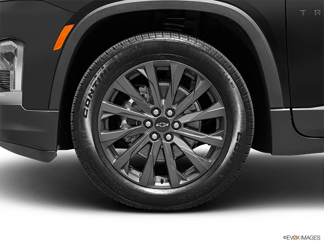 2022 Chevrolet Traverse | Front Drivers side wheel at profile