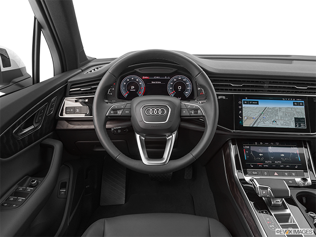 2022 Audi Q7 | Steering wheel/Center Console