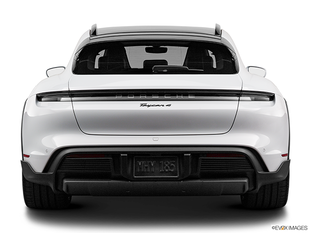 2022 Porsche Taycan | Low/wide rear
