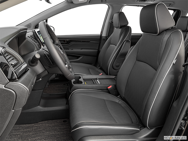 2023 Honda Odyssey | Front seats from Drivers Side