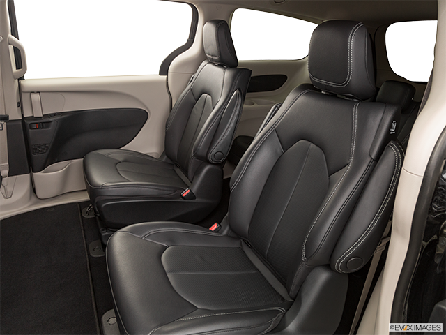 2022 Chrysler Pacifica Hybrid: Reviews, Price, Specs, Photos and Trims ...