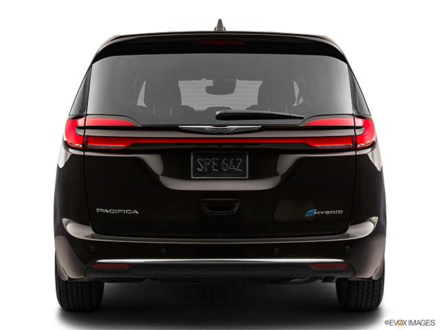 2024 Chrysler Pacifica Hybride | Low/wide rear