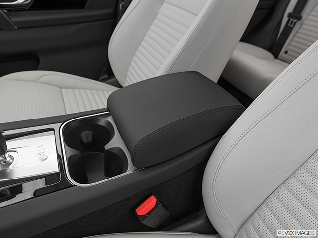 2023 Land Rover Discovery Sport | Front center console with closed lid, from driver’s side looking down