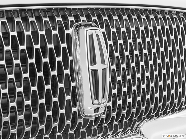 2022 Lincoln Navigator | Rear manufacturer badge/emblem