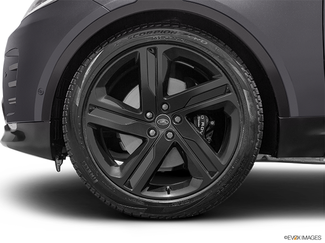 2024 Land Rover Discovery | Front Drivers side wheel at profile