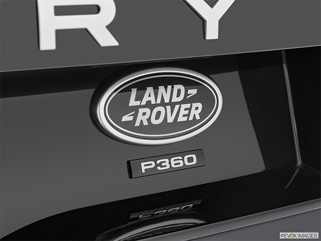 2023 Land Rover Discovery | Rear manufacturer badge/emblem