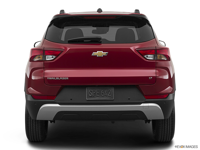 2022 Chevrolet TrailBlazer | Low/wide rear