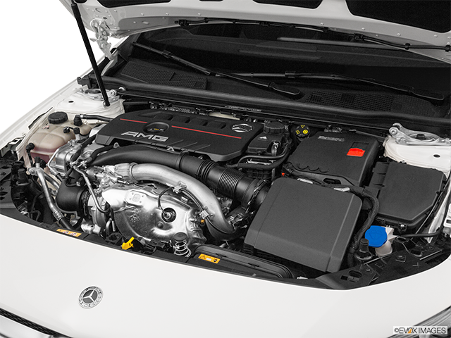 2022 Mercedes-Benz CLA | Engine