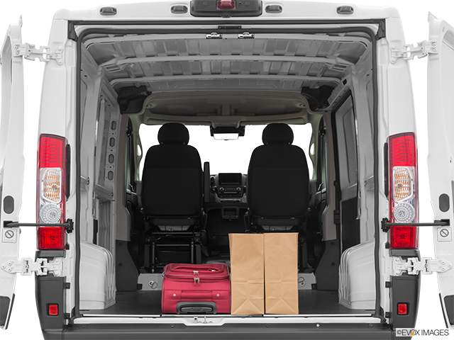2022 Ram ProMaster Cargo Van | Trunk props