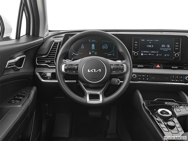2023 Kia Sportage | Steering wheel/Center Console