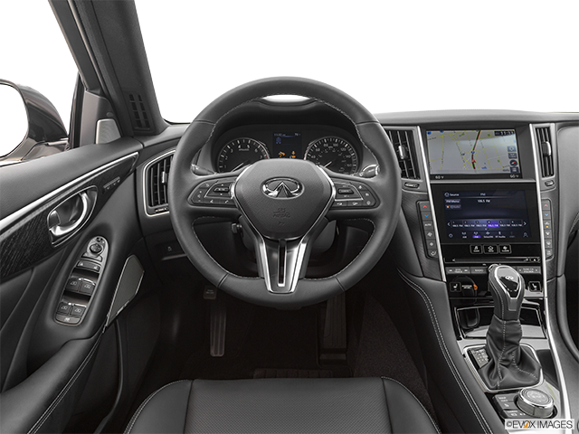 2023 Infiniti Q50 | Steering wheel/Center Console