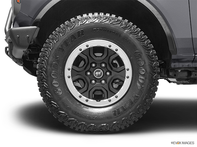 2022 Ford Bronco | Front Drivers side wheel at profile