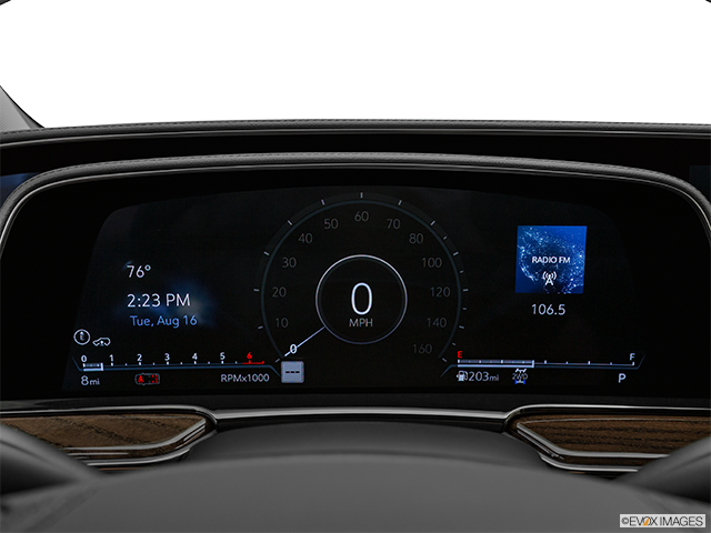 2023 Cadillac Escalade | Speedometer/tachometer