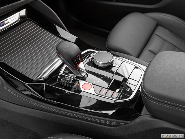 2024 BMW X3 M | Gear shifter/center console