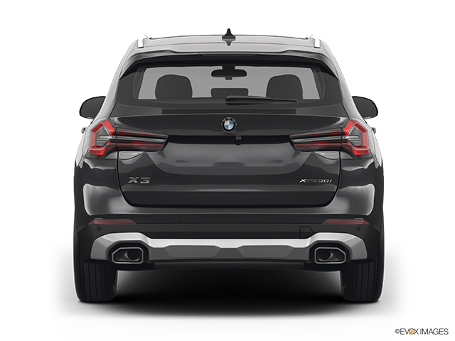 2024 BMW X3 | Low/wide rear