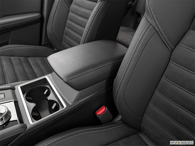 2022 Mitsubishi Outlander | Front center console with closed lid, from driver’s side looking down