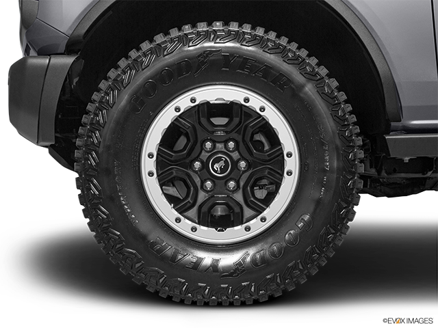 2022 Ford Bronco | Front Drivers side wheel at profile