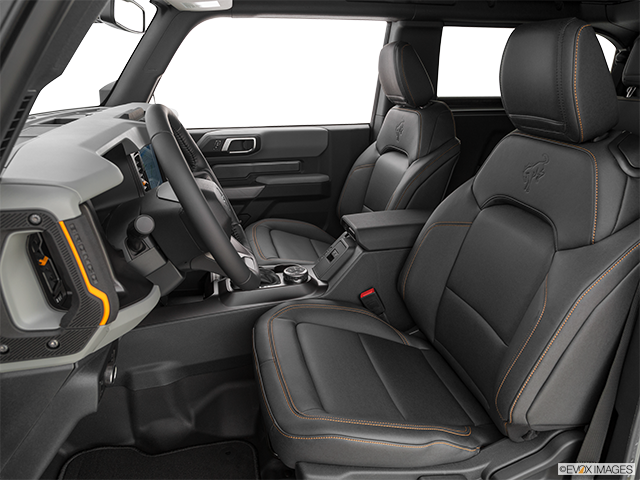 2022 Ford Bronco | Front seats from Drivers Side