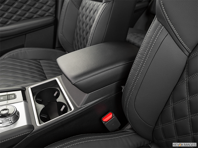 2022 Mitsubishi Outlander | Front center console with closed lid, from driver’s side looking down