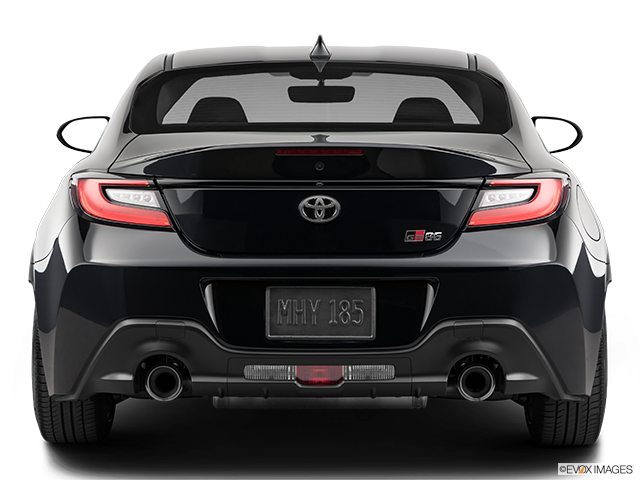 2022 Toyota GR86 | Low/wide rear