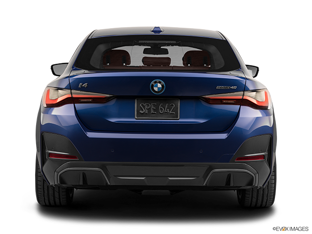 2022 BMW i4 | Low/wide rear
