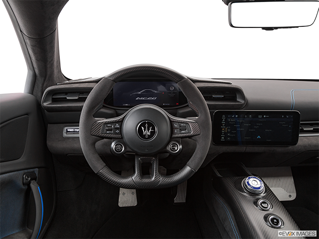 2022 Maserati MC20 | Steering wheel/Center Console