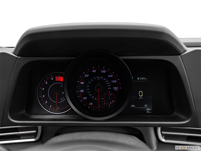 2023 Hyundai Elantra | Speedometer/tachometer