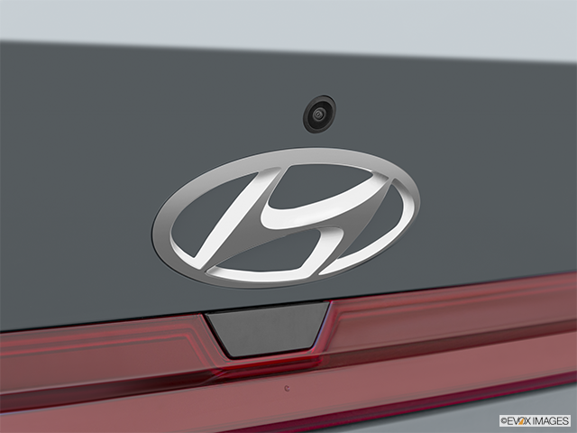 2023 Hyundai Elantra | Rear manufacturer badge/emblem