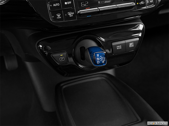 2023 Toyota Prius | Gear shifter/center console